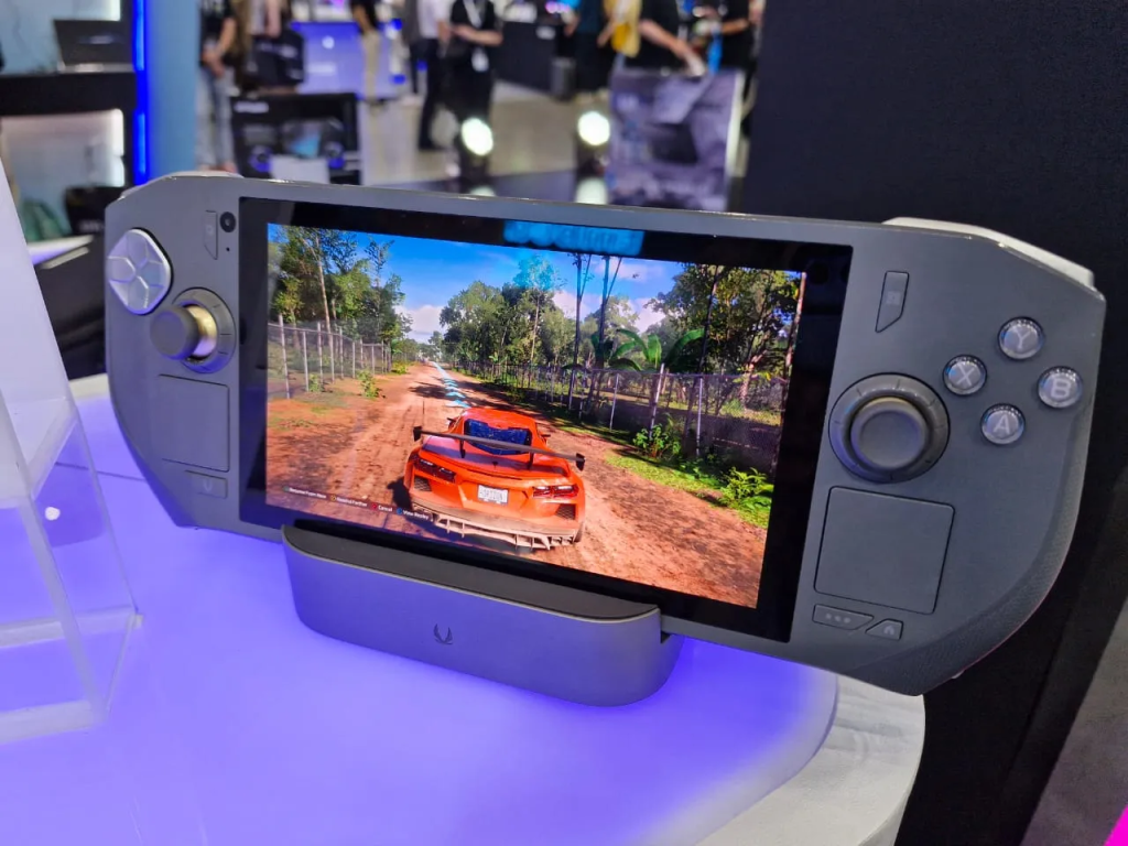 ZOTAC Ikutan Bikin Konsol Gaming Handheld: ZOTAC Zone!